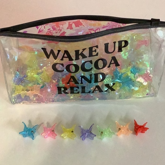 Justice Clear Cosmetic Bag with Assorted Colorful Butterfly Clips - Picture 1 of 4